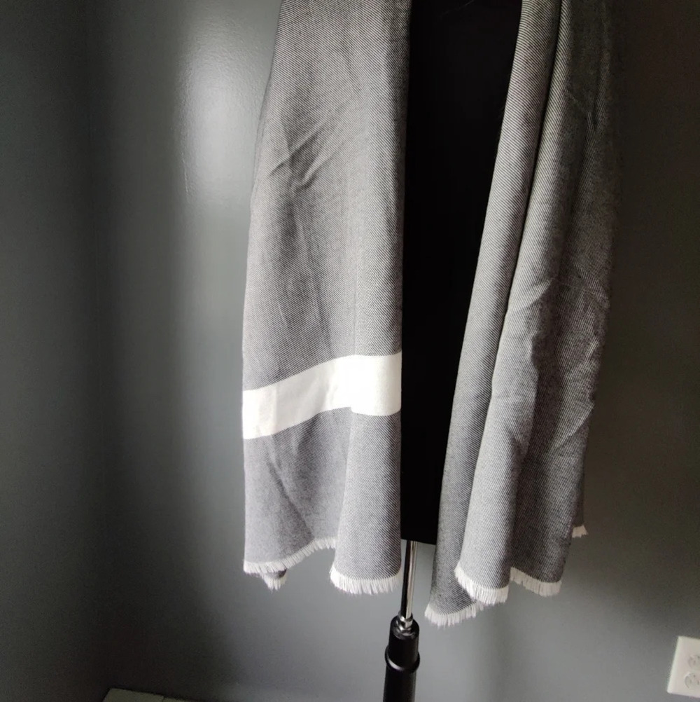 Calvin Klein Scarf - Picture 2 of 3